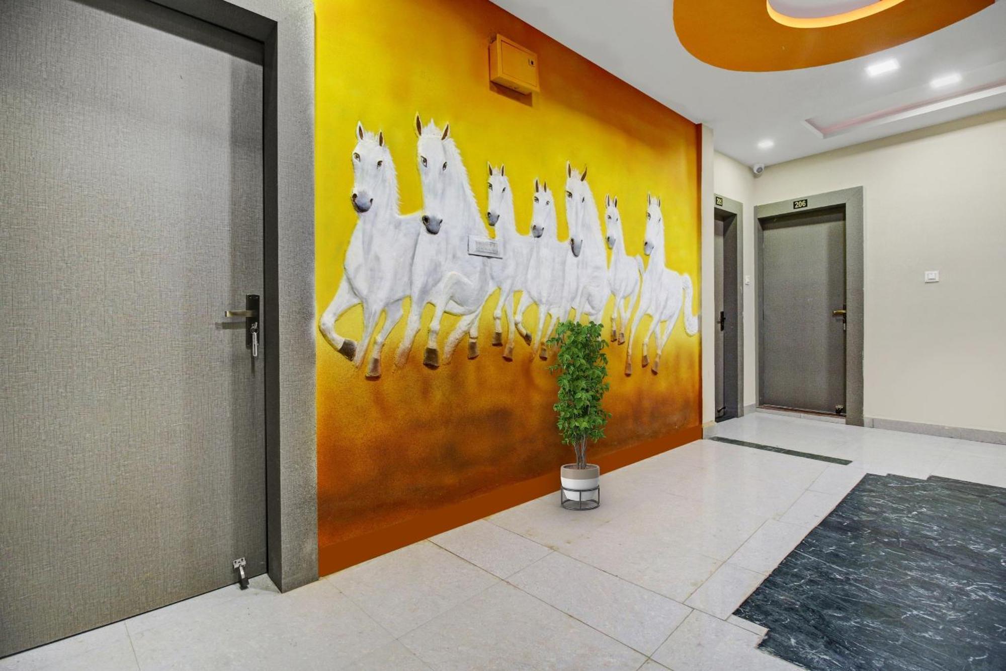 Hotel Super Collection O The Wishtler Bhopal Exterior foto